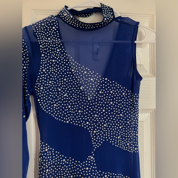 Elegant Blue Women's Dress - Picture 12 of 13